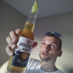 Meet your Posher, Randall